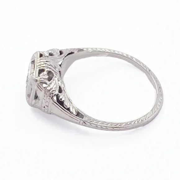 Vintage Estate 18k White Gold Diamond Art Deco Filigree Ring - Picture 4 of 5